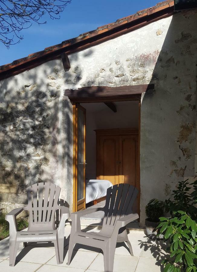 Le Gite Des Chambres De La Grange Cherval المظهر الخارجي الصورة